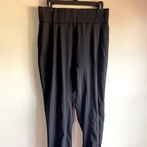Halara black joggers (M)